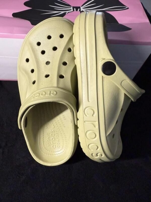 Crocs